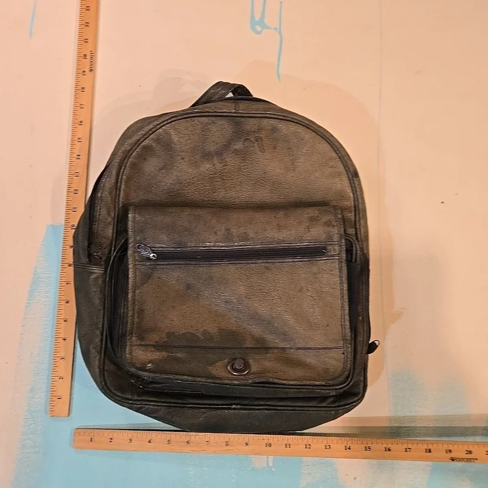 VTG Genuine Leather Backpack Brown Distressed Large Pockets Travel College 1990s